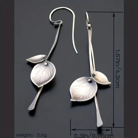 New - Bohemian Simple Leaf Earrings - Picture 7 of 7